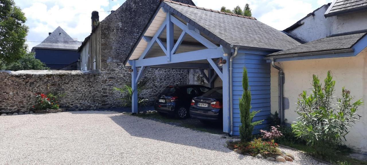 La Ferme Aux Fleurs Panzió Ossun Kültér fotó